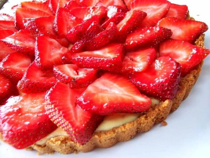 Пирог клубника фото Fresh Strawberry and Ricotta Tart - Proud Italian Cook Strawberry recipes, Delic