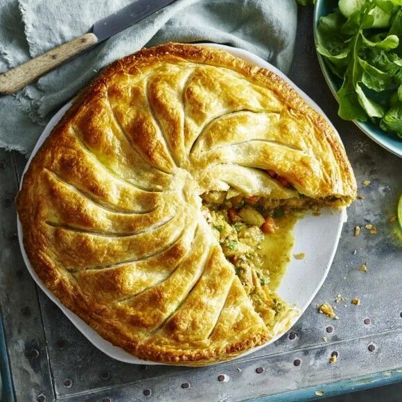 Пирог курица рецепты фото Flavorful Rustic Moroccan Chicken Pie Recipe myfoodbook