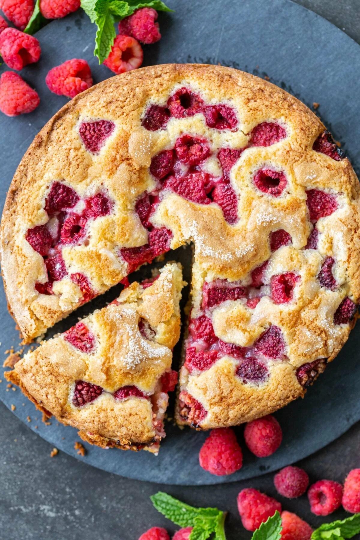 Пирог малиной простой рецепт с фото The Easiest Raspberry Coffee Cake - Momsdish