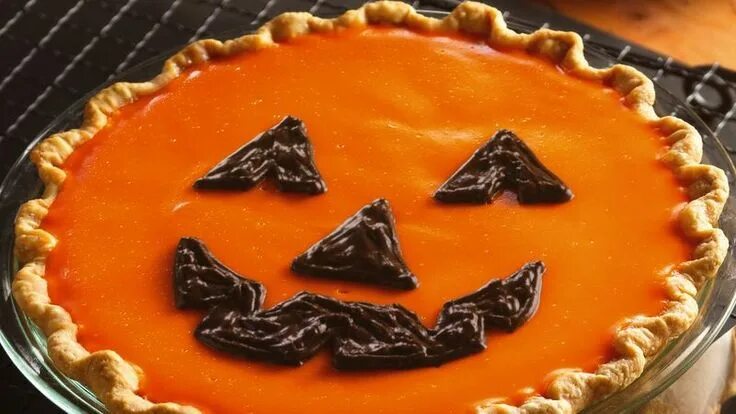 Пирог на хэллоуин фото Jack-o'-Lantern Orange-Pumpkin Pie Recipe Pumpkin pie, Pumpkin pie recipes, Hall
