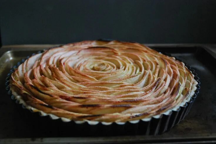 Пирог роза фото DELICATE APPLE PIE - 600 ACRES Apple pie, Pie, Apple roses