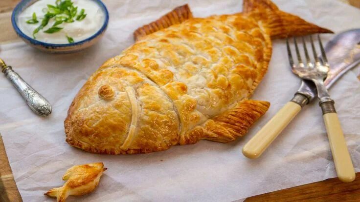 Пирог рыба фото Salmon en croute - Seafood Experts Recipe Salmon en croute, Salmon recipes, Simp
