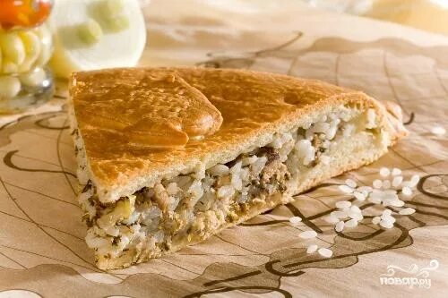 Пирог рыбный с рисом фото Пирог с рыбной консервой и рисом - рецепт с фото на Повар.ру