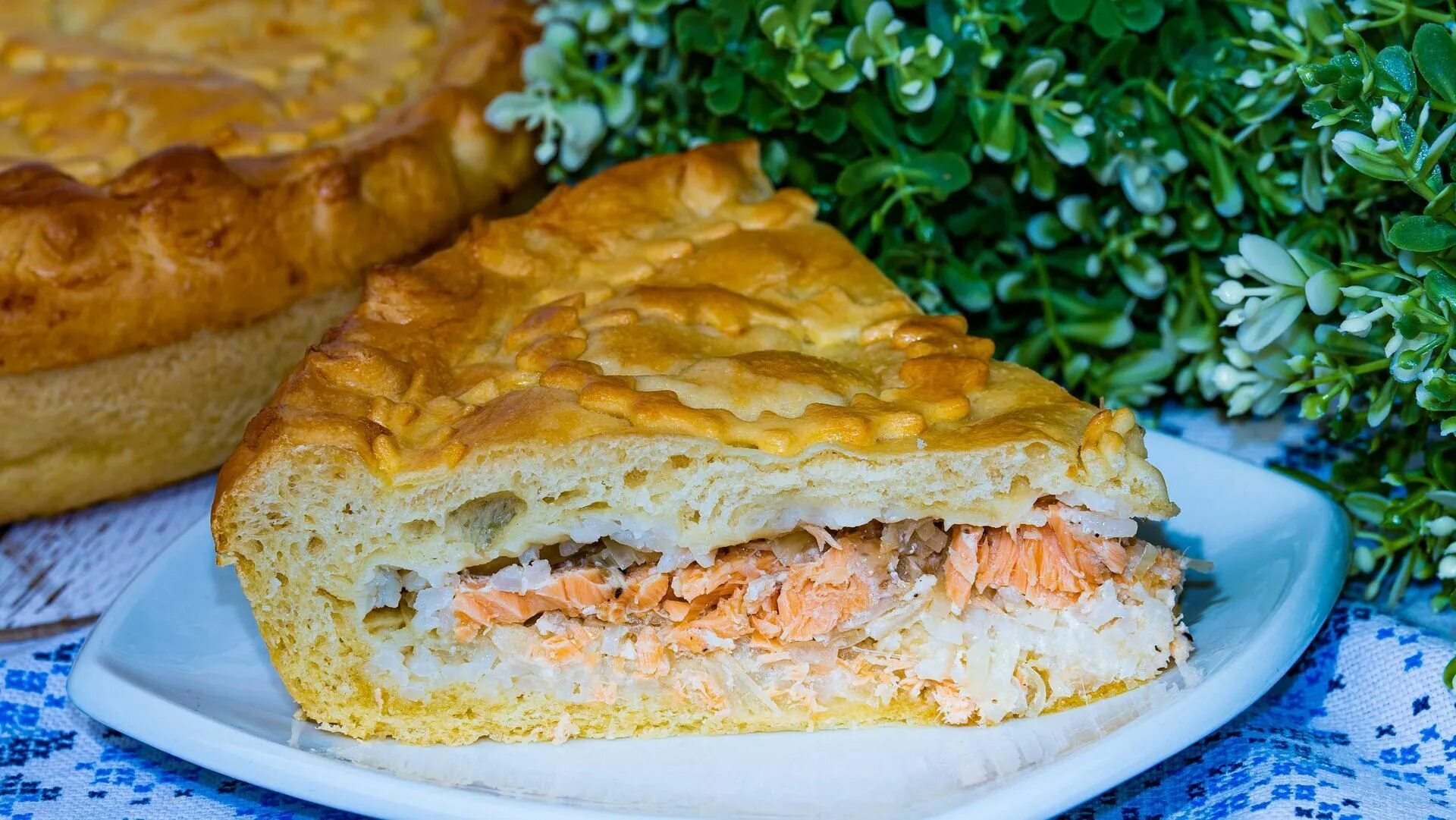 Пирог рыбный с рисом фото Сибирский рыбный пирог с рисом из дрожжевого теста Recipe Cooking, Food, Recipes
