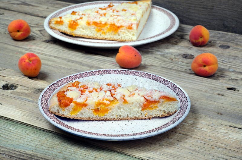 Пирог с абрикосов рецепт с фото Homemade apricot pie stock photo. Image of fruits, food - 57131406