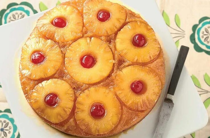Пирог с ананасами фото Self-Rising Pineapple Upside-Down Cake Recipe Upside down cake, Pineapple upside