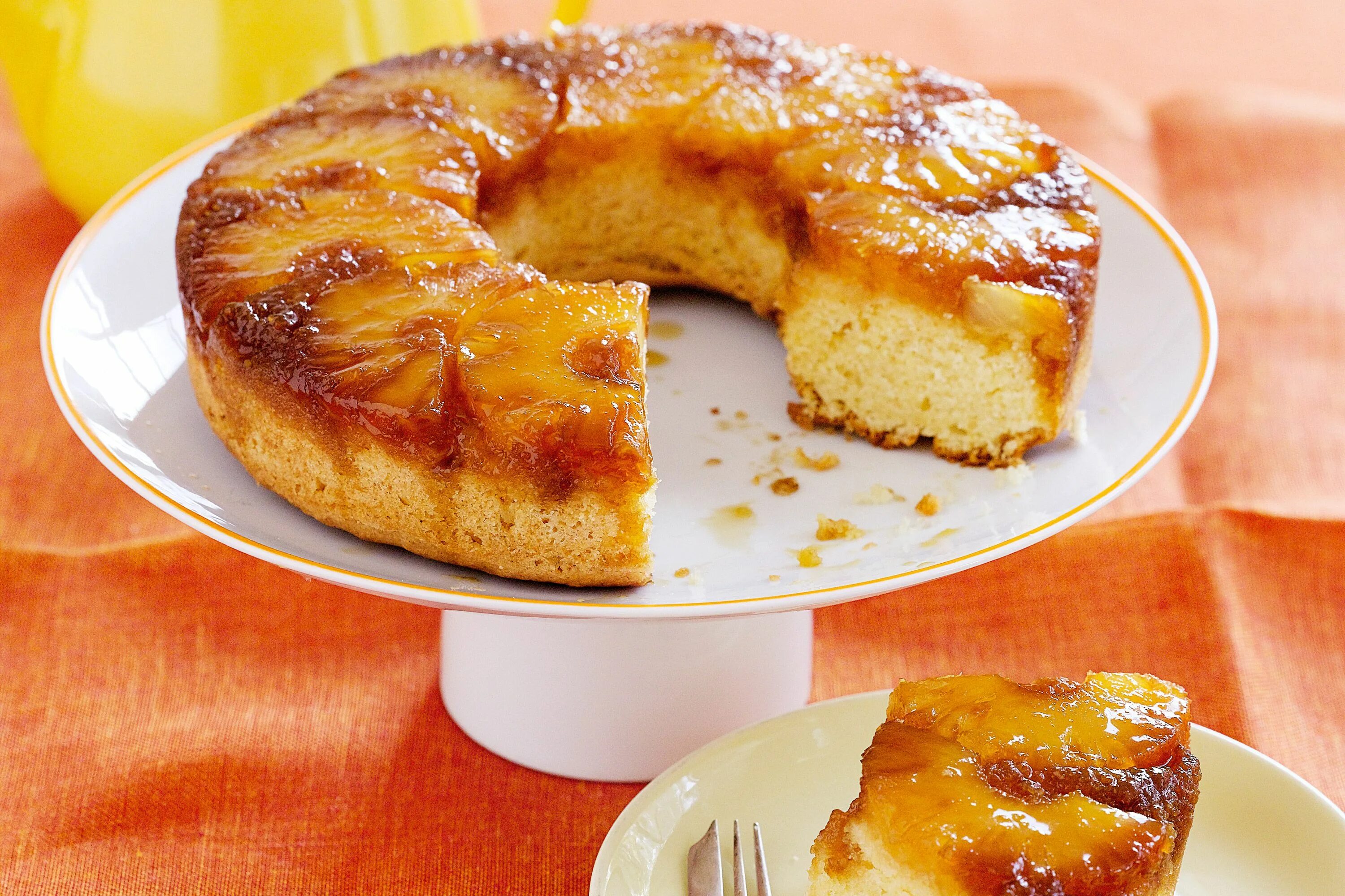 Пирог с ананасами фото Pineapple upside-down cake Recipe Upside down cake, Pineapple upside down cake, 