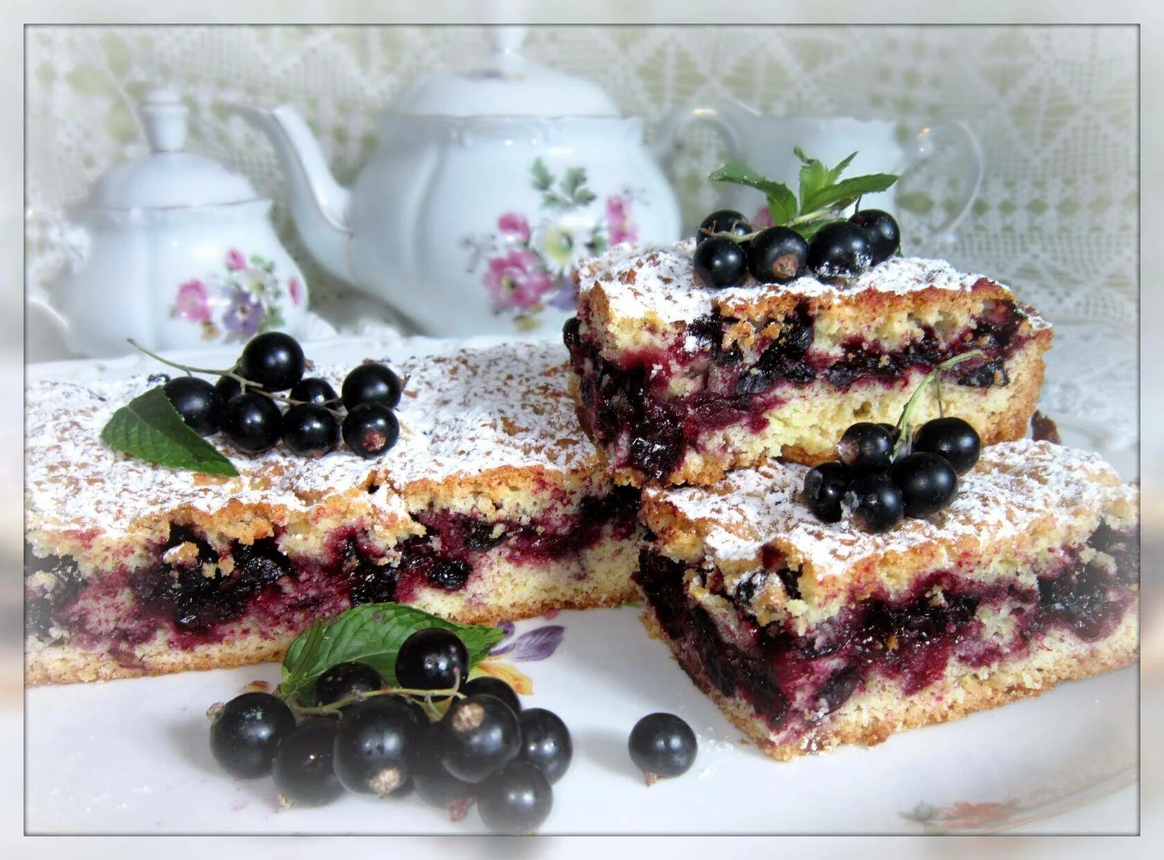 Пирог с черной смородиной с фото Ореховый торт с черной смородиной - простой и вкусный рецепт с пошаговыми фото