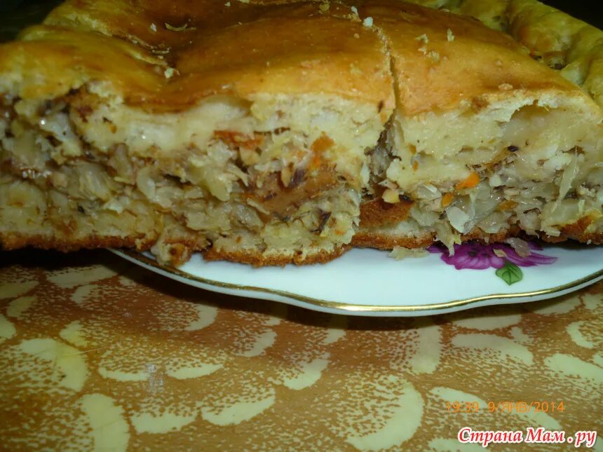 Пирог с капустой и рыбой фото Пирог с капустой и рыбными консервами - Делюсь рецептом! - Страна Мам
