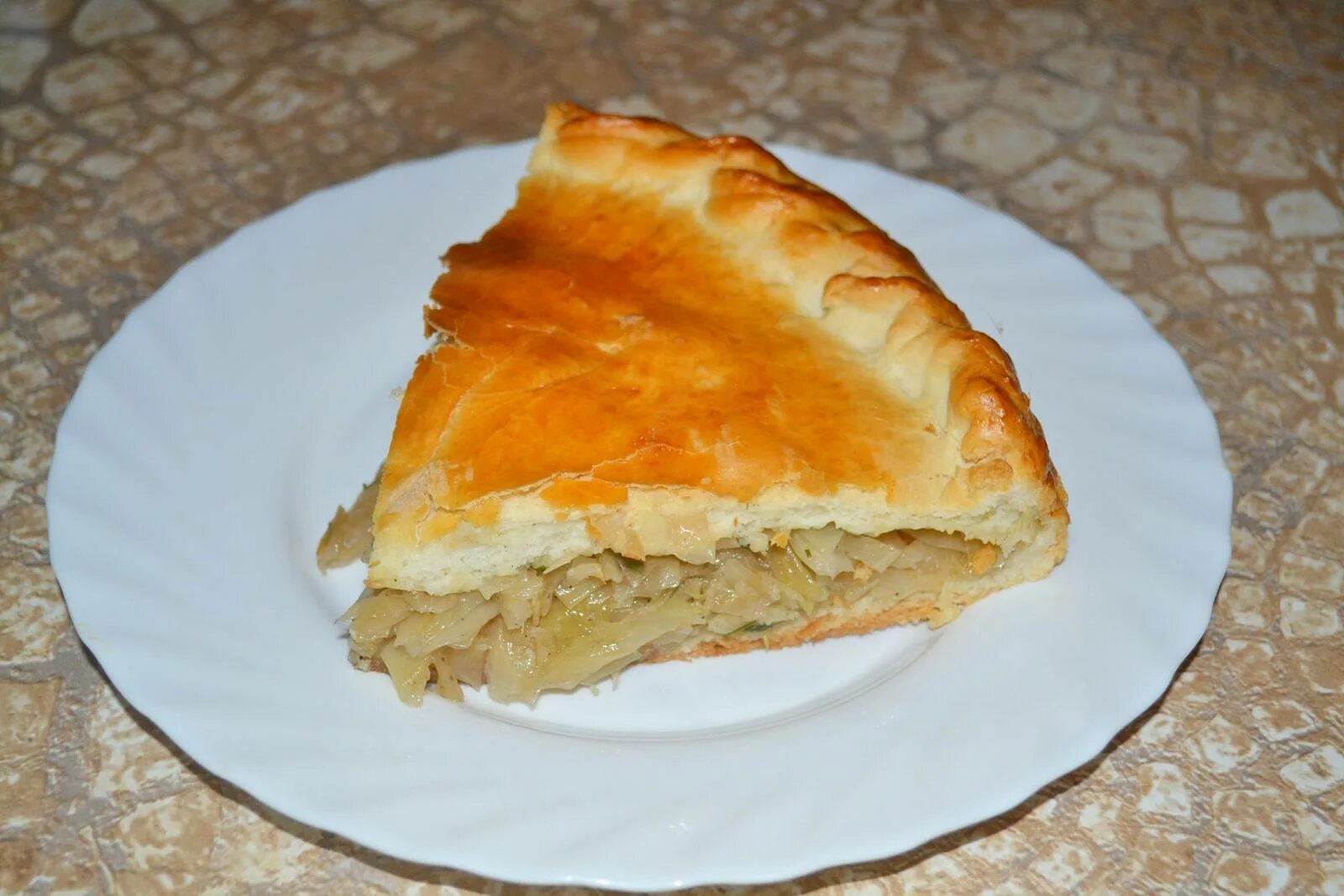 Пирог с капустой рецепт с фото Капустный пирог из маринованной капусты - простой и вкусный рецепт с пошаговыми 