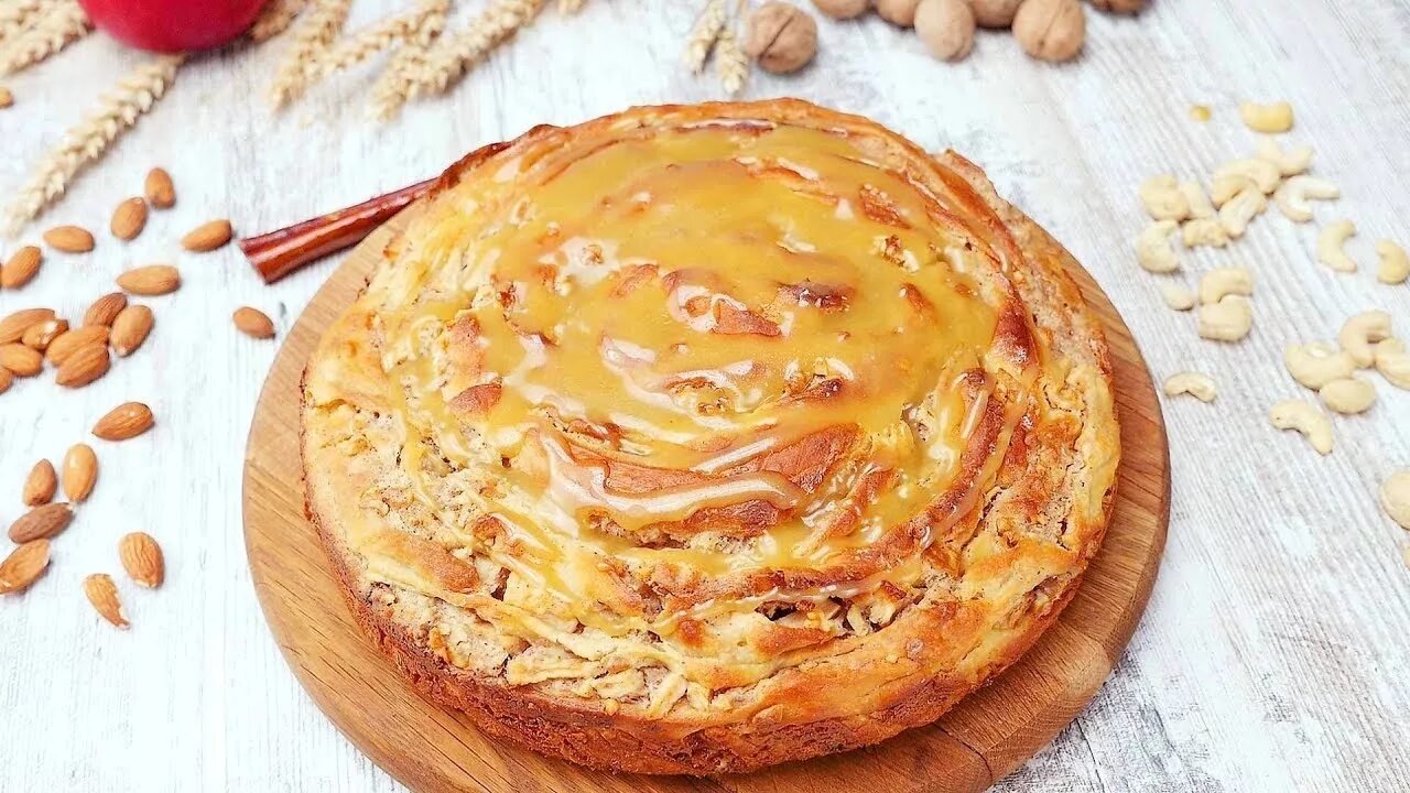 Пирог с карамелью рецепт с фото Яблочный пирог с карамелью - Рецепты от Со Вкусом - YouTube