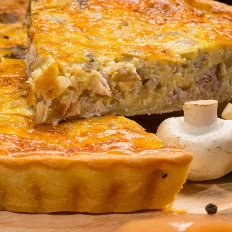 Пирог с курицей в духовке фото Пирог лоранский с курицей и грибами с доставкой на заказ в Калининграде - Лоранс