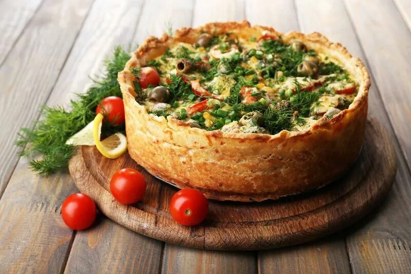 Пирог с овощами с фото Киш с курицей и грибами от Хлебный дом Тюмень Единая Служба Заказов Leverans.ru