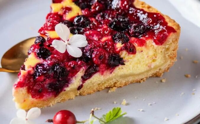 Пирог с творогом и ягодами фото Песочный пирог с творогом и ягодами рецепт с фото пошагово