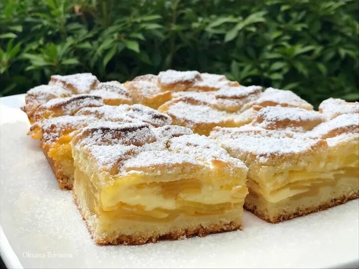 Пирог с заварным кремом с фото Предлагаю вашему вниманию очень вкусный яблочный пирог с нежным заварным кремом!