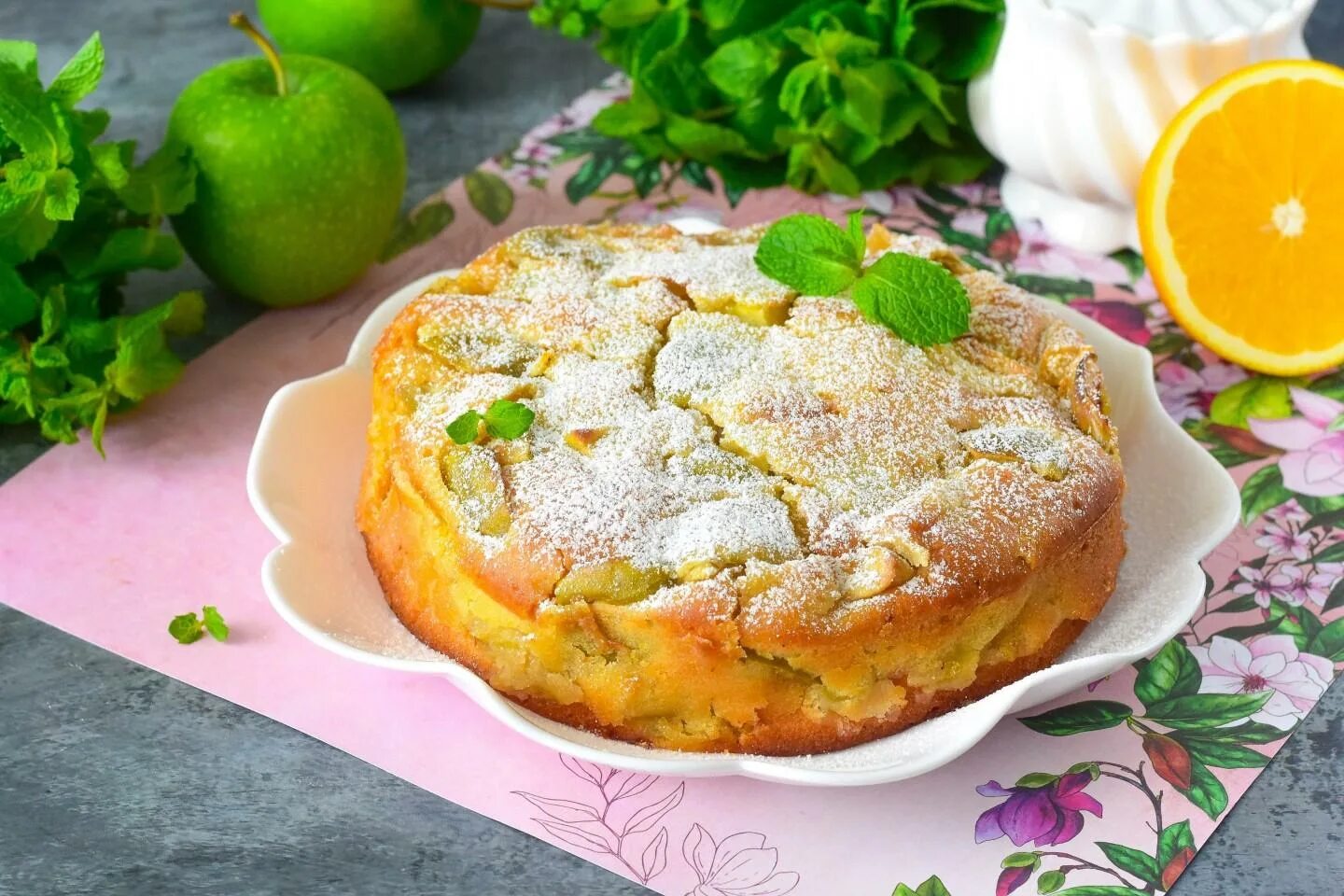 Пирог шарлотка фото Постная шарлотка с яблоками в духовке рецепт фото пошагово и видео - 1000.menu