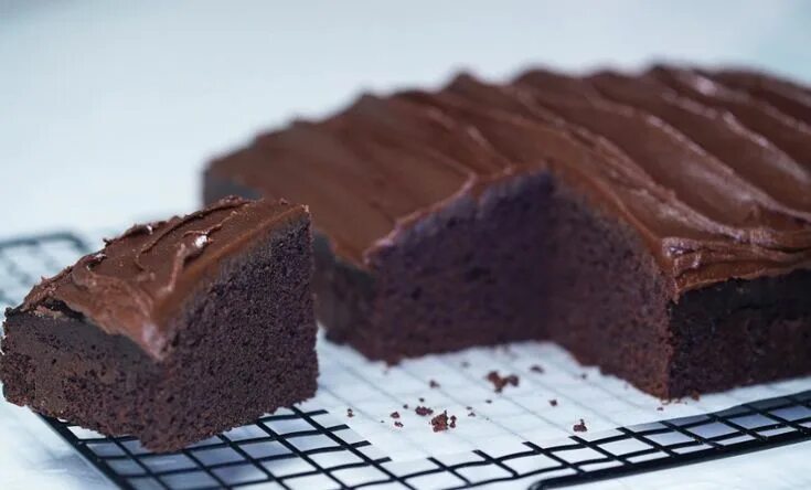 Пирог шоколадный рецепт фото какао https://tasty.co/recipe/2-ingredient-chocolate-cake?utm_source=dynamic&utm_campa