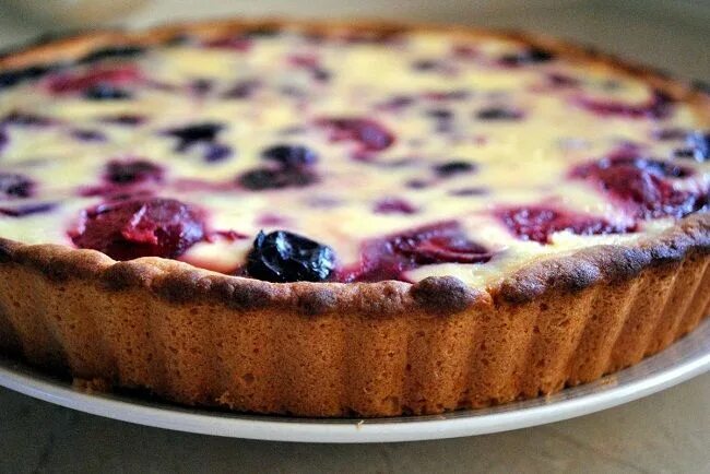 Пирог со сметаной фото Заливной пирог с ягодами! Tartas, Receta alfajores de maicena, Tortas