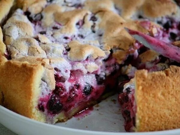 Пирог со смородиной фото ПИРОГ СО СМОРОДИНОЙ Baking, Yummy food, Cooking recipes desserts