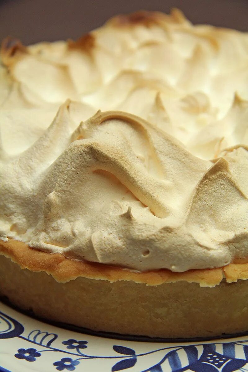 Пирог яблочный рецепт безе с фото Apple Meringue Pie Recipe - The Artisan Food Trail Artisan food, Meringue pie re