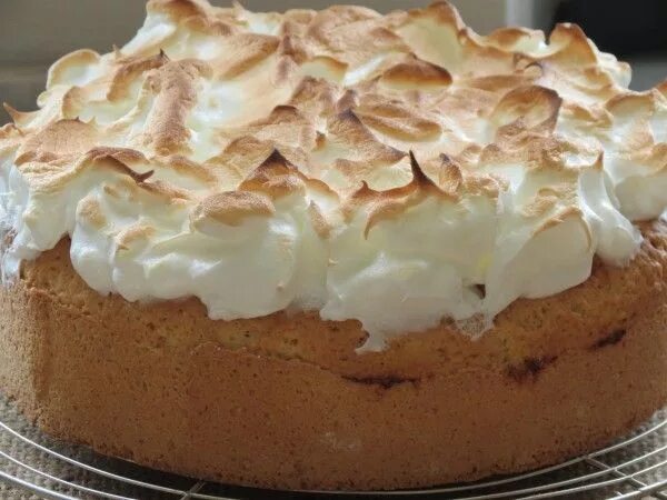 Пирог яблочный рецепт безе с фото torta di mele con meringa / яблочный пирог с меренгой... Выпечка с яблоками, Дес