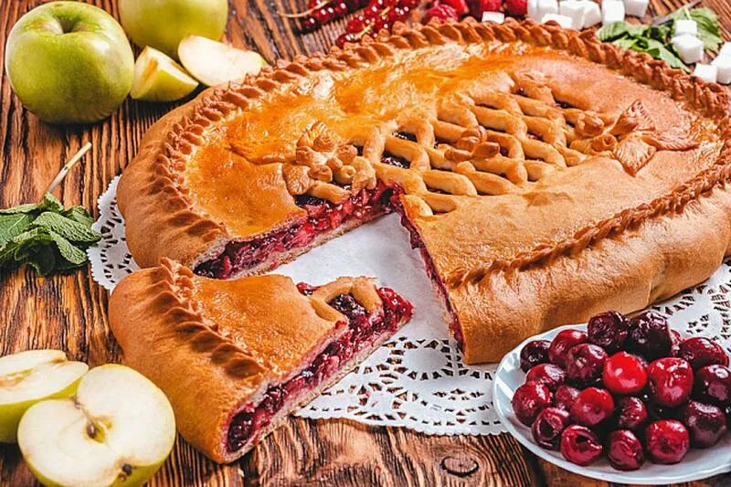 Пироги формы фото Пирог с яблоками и вишней от Сила Вкуса Тюмень Единая Служба Заказов Leverans.ru