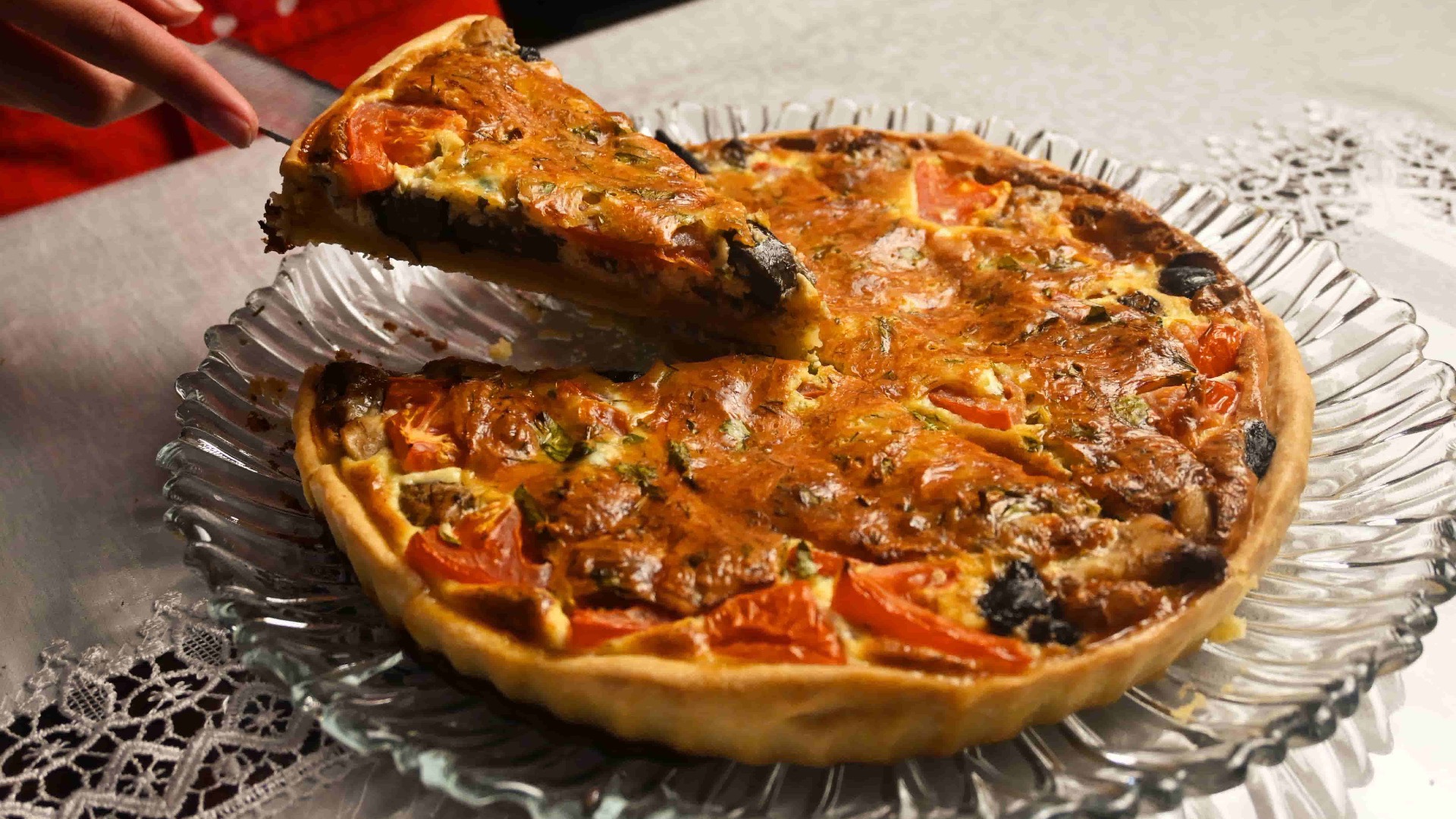 Пироги киши фото КИШ с курицей и грибами Заливной французский пирог - смотреть видео онлайн от "C