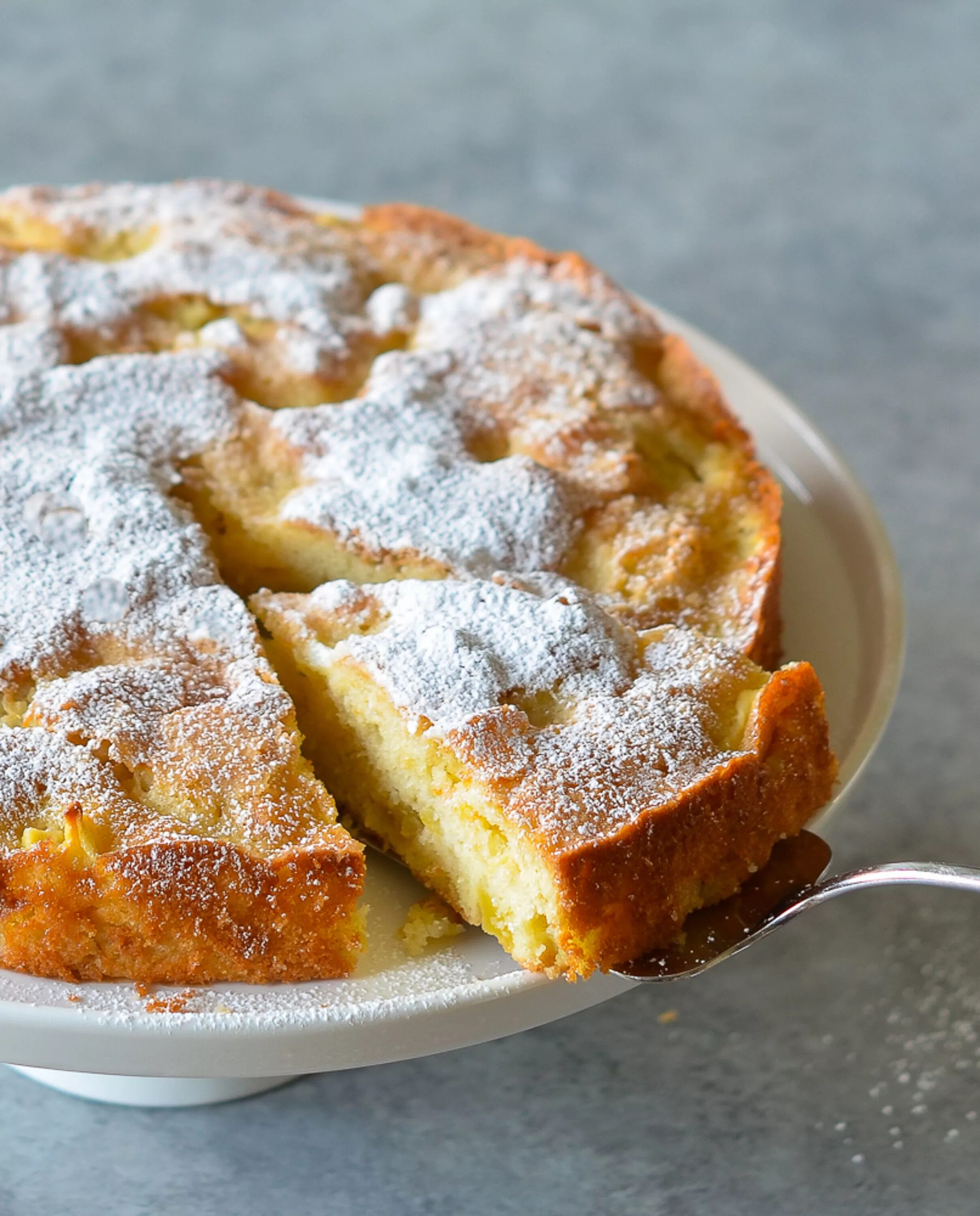 Пироги рецепты с фото легкие быстрые French Apple Cake - Once Upon a Chef Recipe French apple cake, Cake recipes, Des
