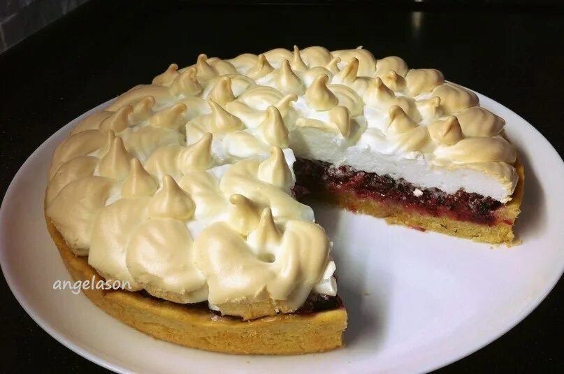 Пироги с безе рецепты с фото Потрясающе вкусный ПИРОГ ИЗ ПЕСОЧНОГО ТЕСТА С ЯГОДОЙ и МЕРЕНГОЙ Шустрый Повар (Z