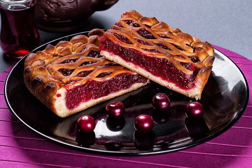 Пироги с фото самые вкусные Купить пирог с вишней Калининград оптом и в розницу по низкой цене