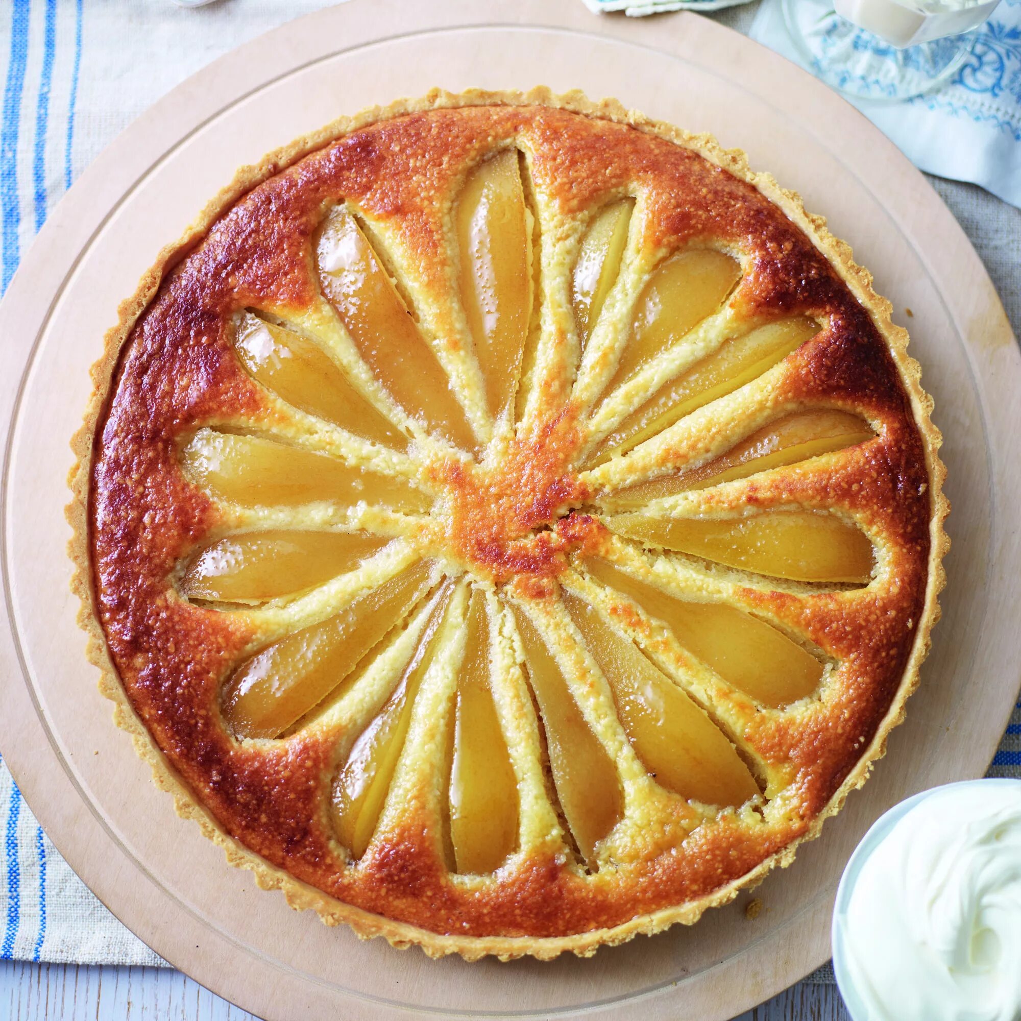 Пироги с грушами с фото Ultimate Baking Recipes Pear and almond tart, Baking recipes, Baking