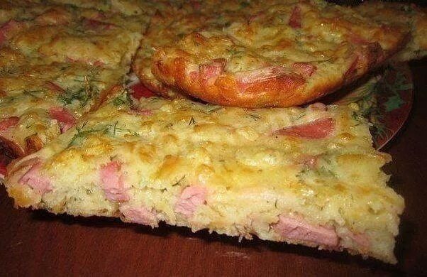 Пироги с колбасой рецепты с фото Быстрый пирог на кефире с сыром луком и вареной колбасой рецепт с фото - 1000.me