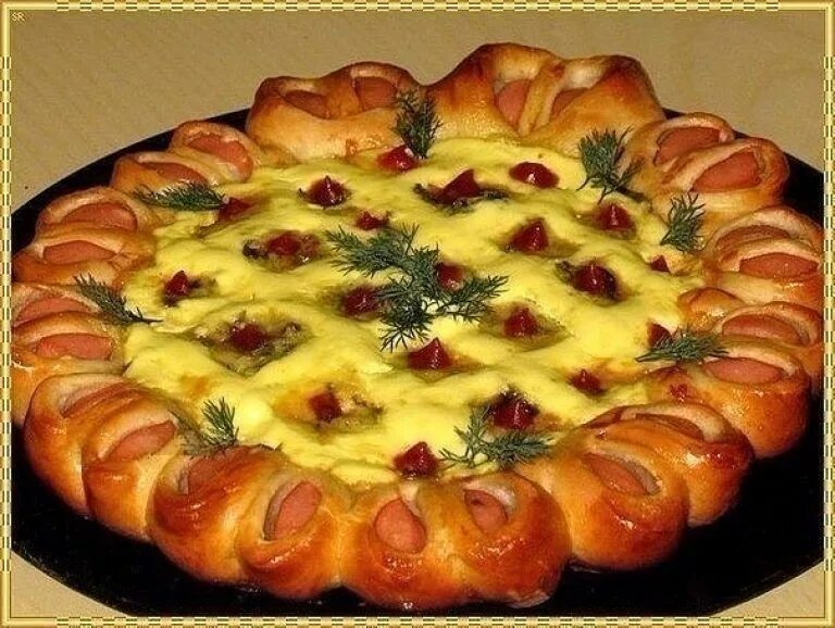 Пироги с колбасой рецепты с фото Праздничная нарядная пицца Самые вкусные кулинарные рецепты Fancy pizza, Yummy f