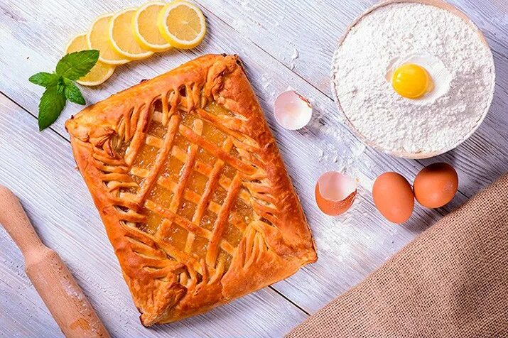 Пироги с курагой рецепты с фото Открытый пирог с курагой из слоенного теста / Пироги сладкие из слоеного теста /