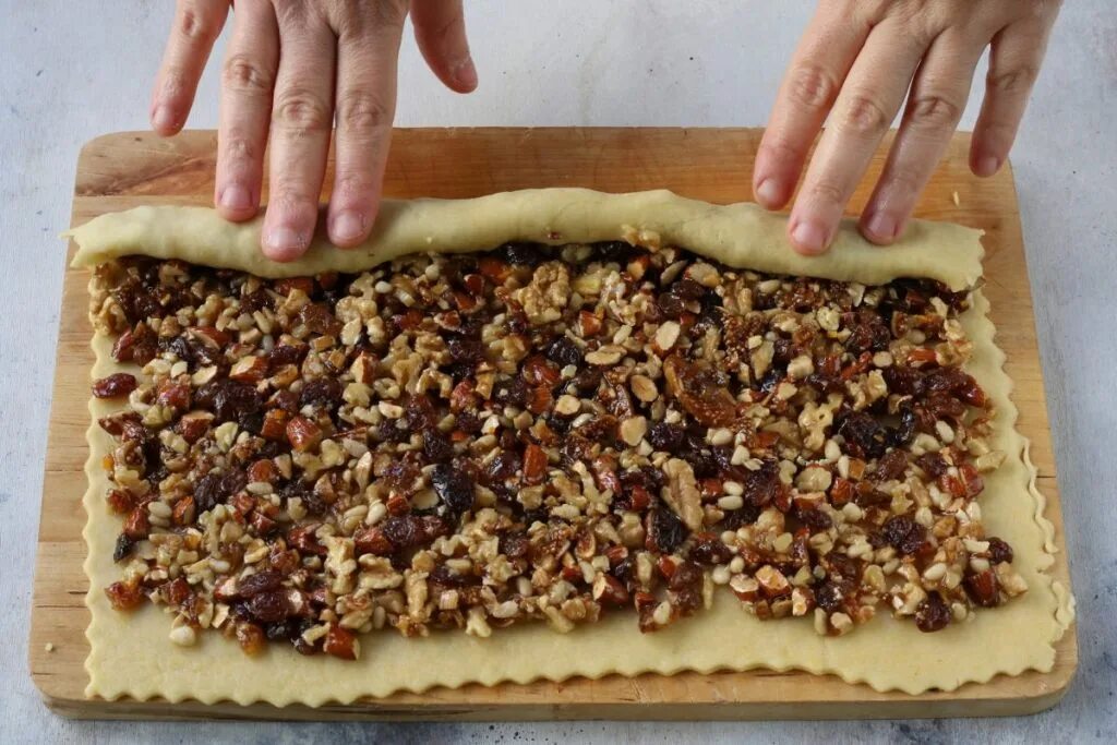 Пироги с орехами рецепт с фото Ароматный и питательный пирог с сухофруктами, орешками и медом: наутро десерт ст