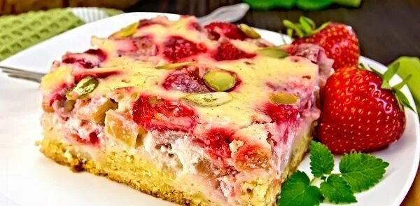 Пироги с ревенем рецепты с фото Rabarber-aardbeien Cheesecake recept Smulweb.nl Recept Aardbeien cheesecake rece