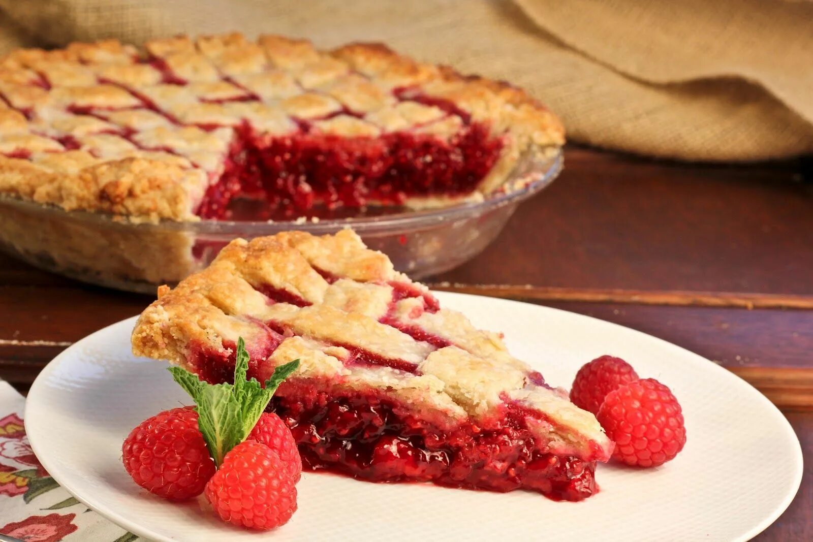 Пироги торты фото рецепты Lattice Topped Raspberry Pie