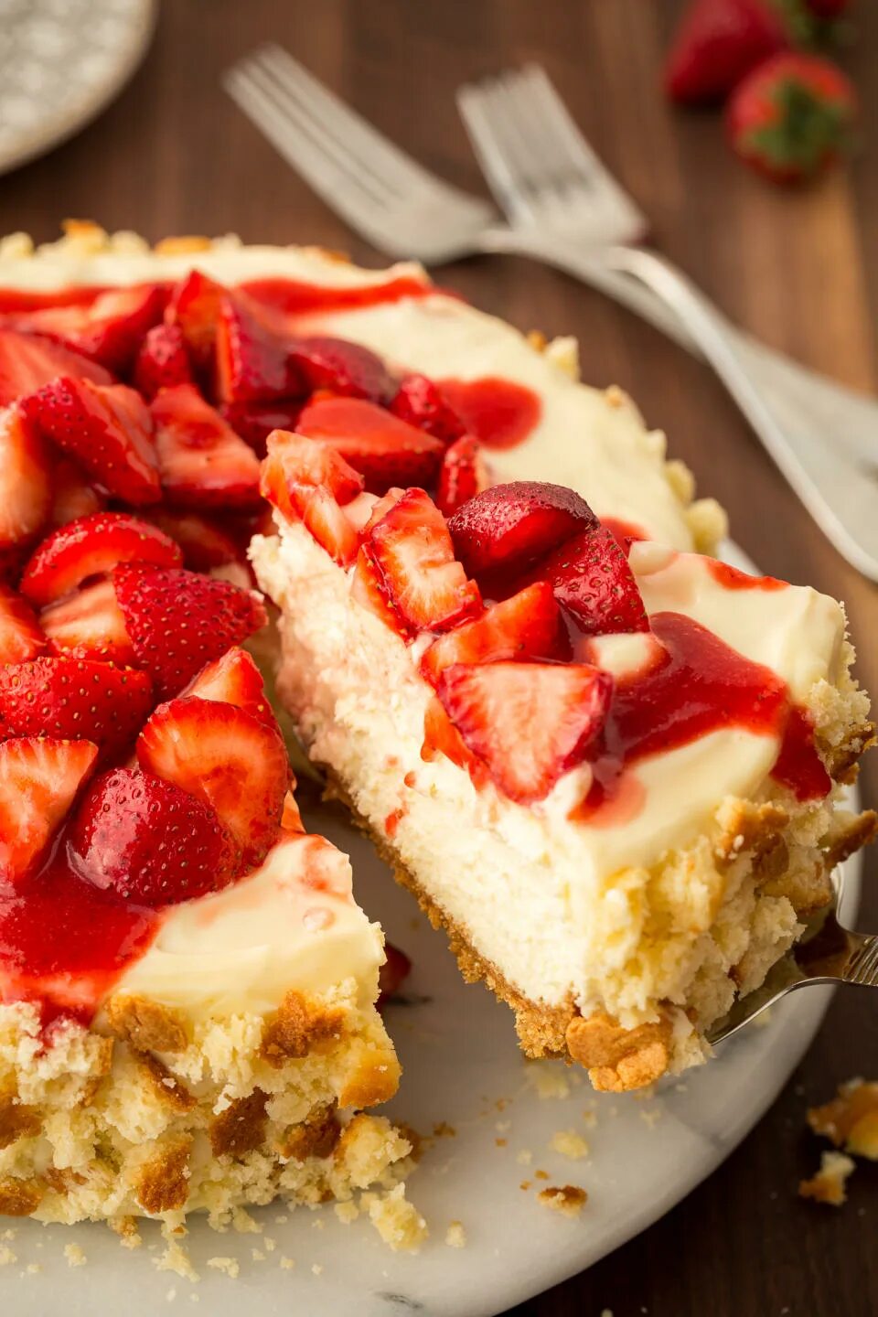 Пироги торты фото рецепты Our Strawberry Shortcake Cheesecake Is the Dessert of Summer