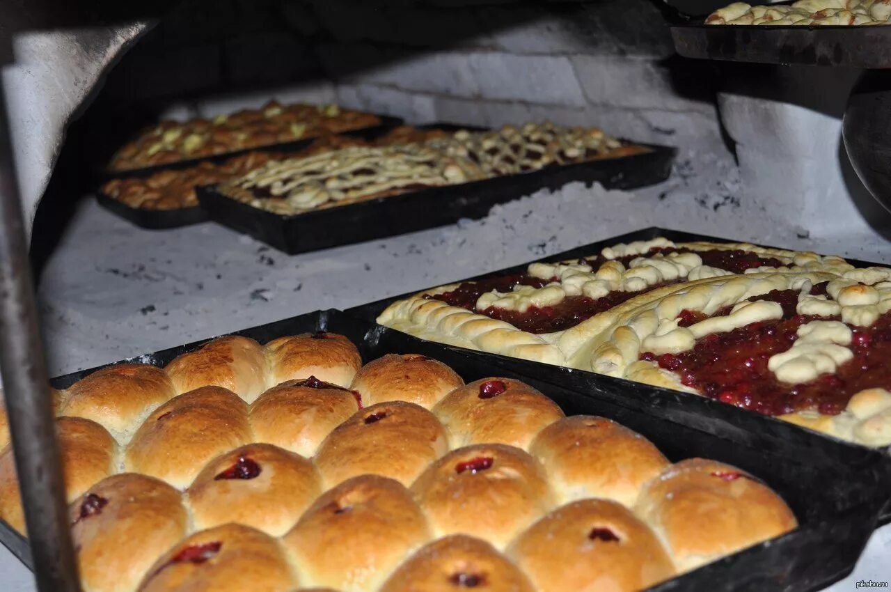 Пироги в печи фото Деревенские пирожки Пикабу