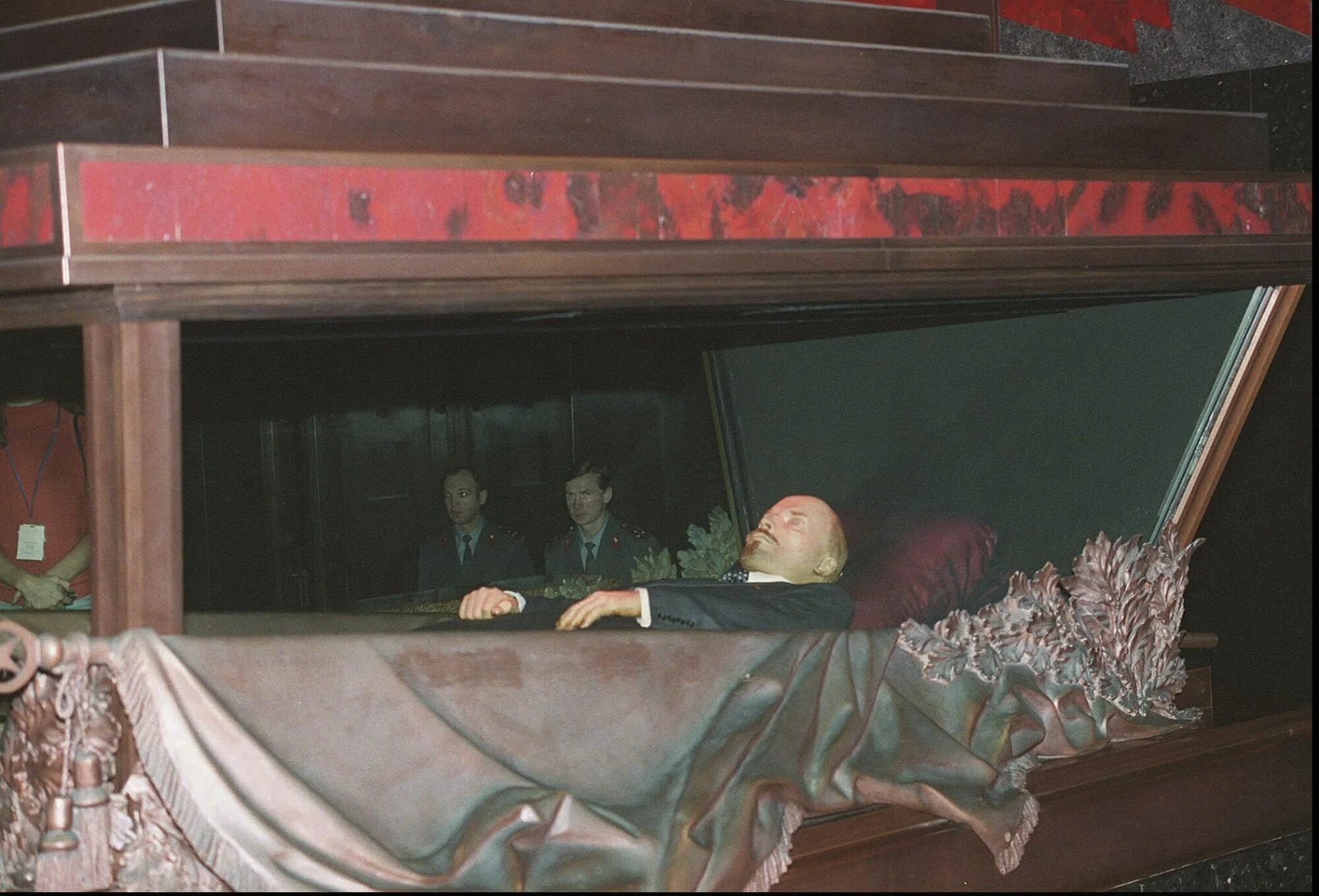 Пирогов мавзолей фото A century later, is it finally time to bury Lenin’s corpse? South China Morning 