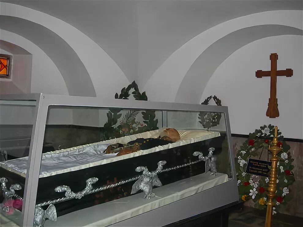 Пирогов забальзамирован фото Самый "живой" труп