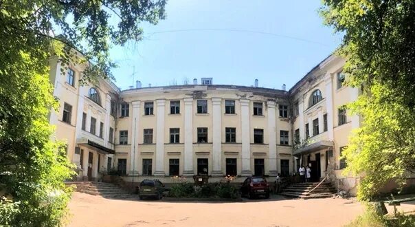 Пирогова 9 фото Какая судьба ждет исторические здания медгородка на Пирогова? Отремонтировать не