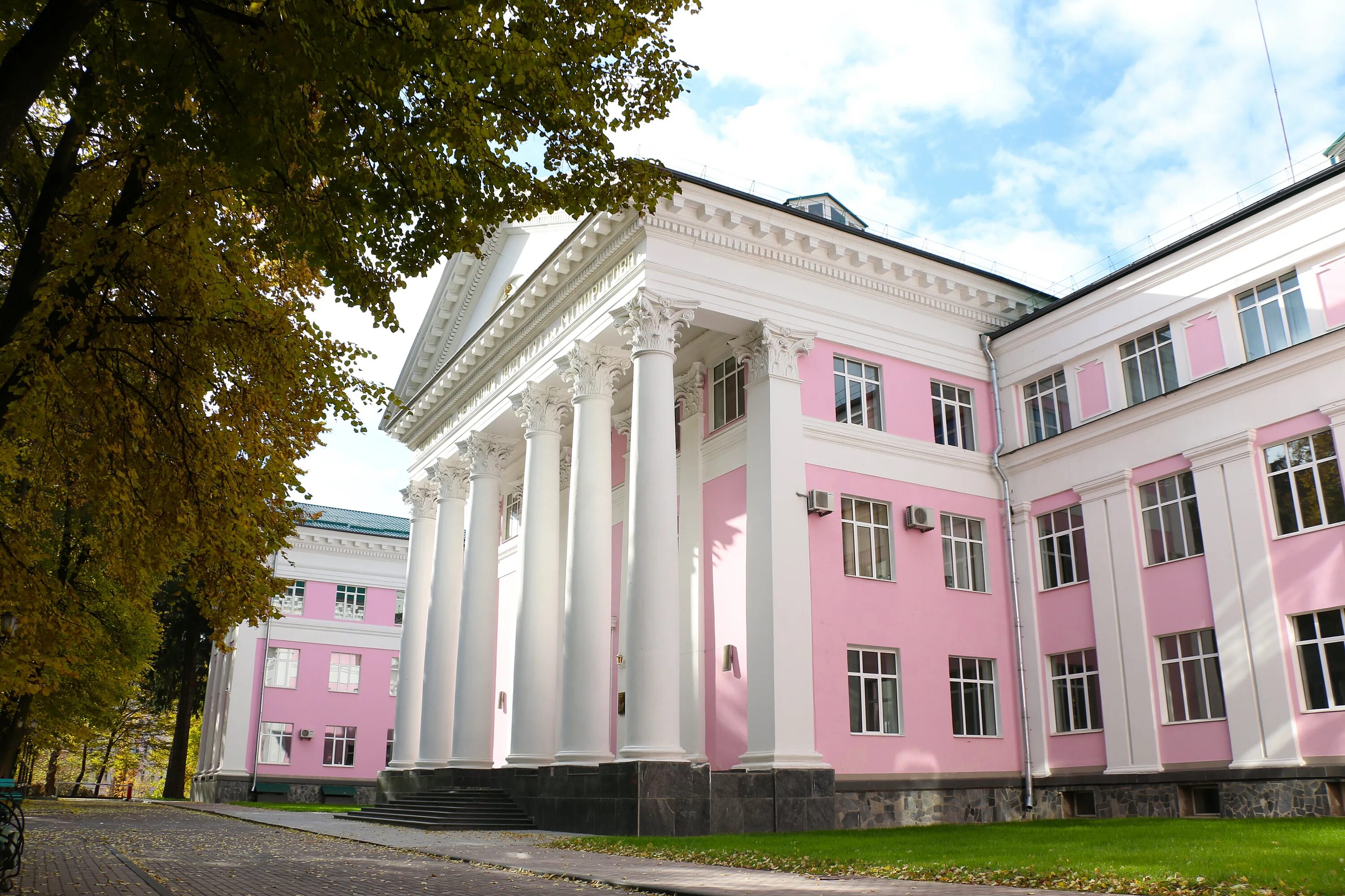Пирогова университет фото File:Вінниця, Медуніверситет (Головний корпус), вул. Пирогова 56.jpg - Wikipedia