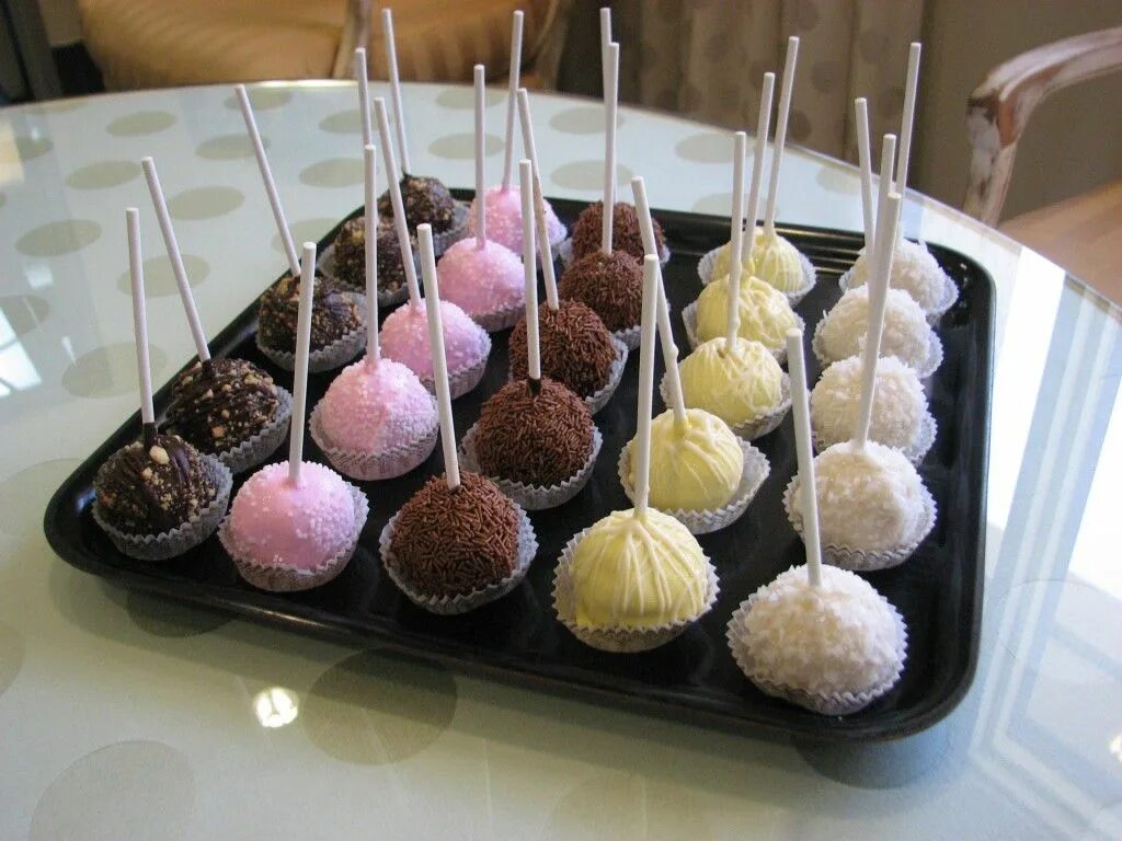 Пироженки картошка трубочки в тарелке фото cake bites Картинки