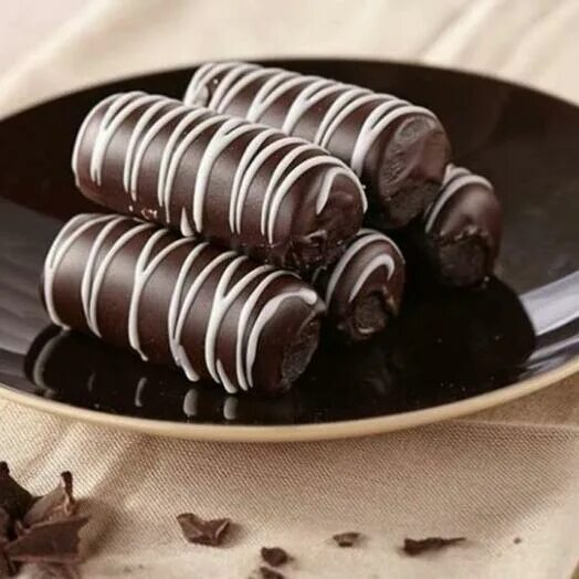 Пироженки картошка трубочки в тарелке фото Пирожное картошка, Confectionery & Bakery Fatherland, buy at a price of 100 RUB,