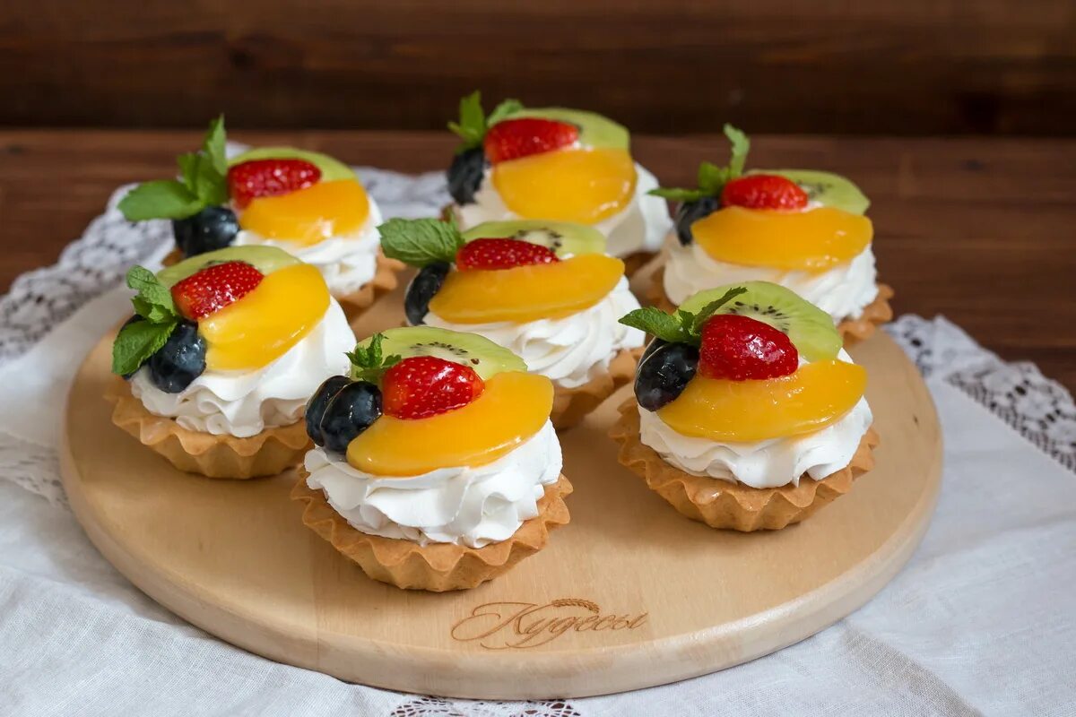 Пироженки рецепты с фото простые Корзинка с фруктами