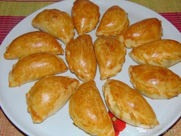 Пирожки караимские с мясом рецепт фото Рецепт: Караимские пирожки с картофелем и мясом
