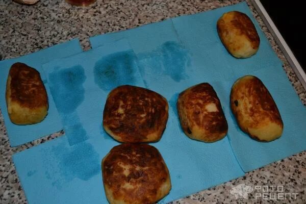 Пирожки картофельные с капустой фото Рецепт: Картофельные пирожки с квашеной капустой с сыром