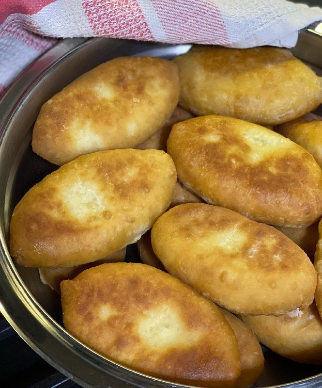 Пирожки на кефире на сковороде фото Пирожки с картошкой рецепт - как вкусно приготовить на сковороде