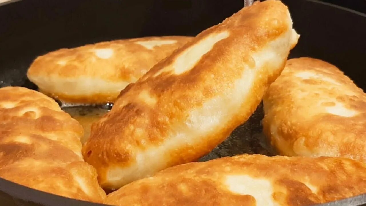 Пирожки на сковороде фото Жареные Пирожки как Раньше. ЛУЧШЕЕ тесто для жареных пирожков - YouTube